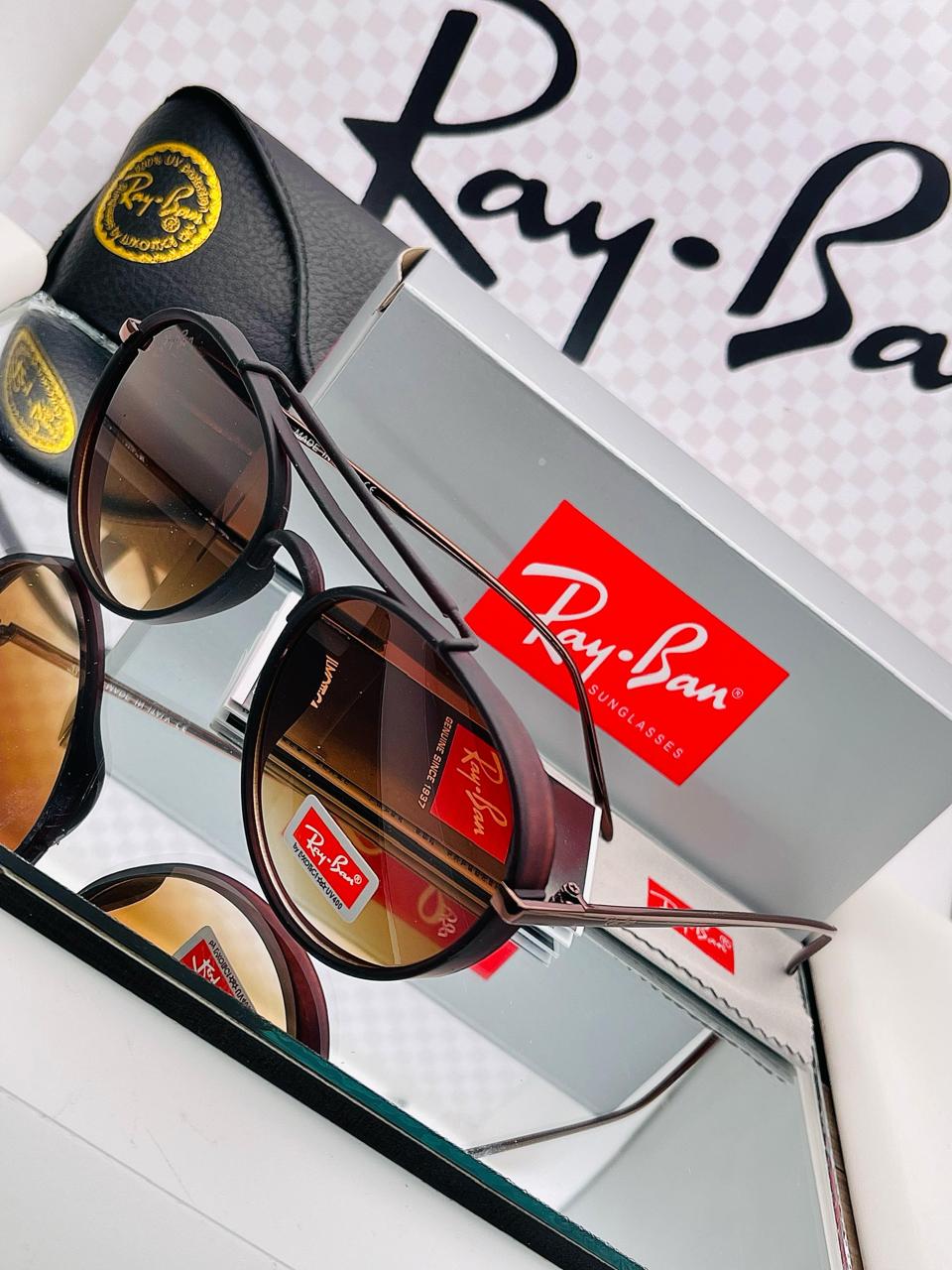 RAY BAN